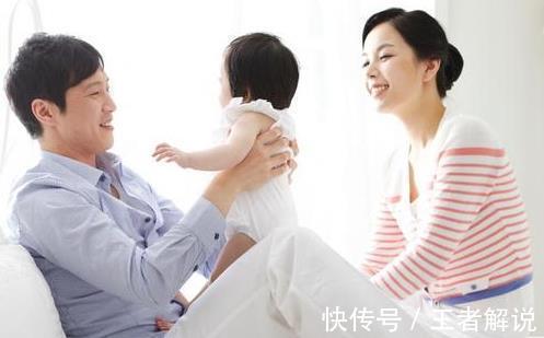 蹬腿|宝宝为什么经常蹬腿?可不是可爱这么简单