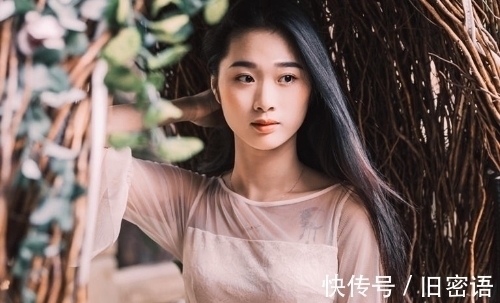 七律!吟秋七律九首:千丛万树皆狼藉,唯有黄花一缕香