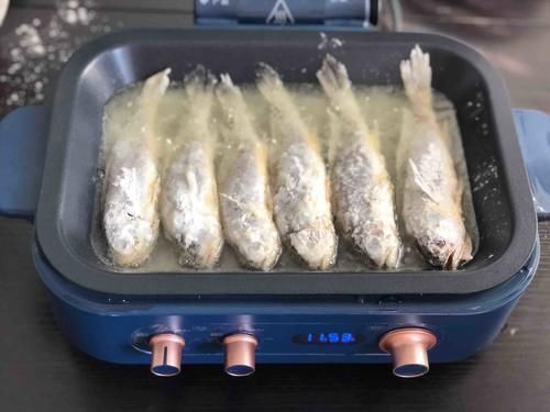 这种鱼,在我国产量大便宜到没人吃,营养比甲鱼还高,很少人知道