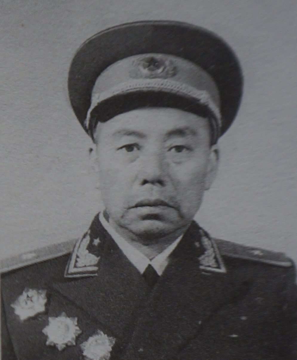 授衔|全军唯一一例，授衔前还是团级干部，授衔时却成了开国少将