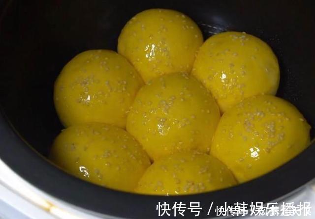 碗面|想吃面包不用买,1碗面3个鸡蛋,不用烤箱,香甜松软吃不够