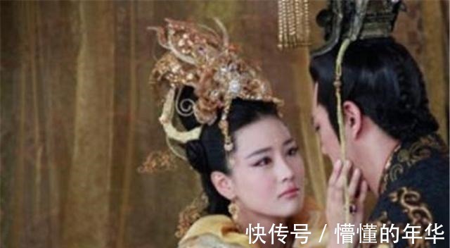 路人马#被母亲抛弃的女人却让皇帝视若珍宝,招来万千兵马只为博她一笑!