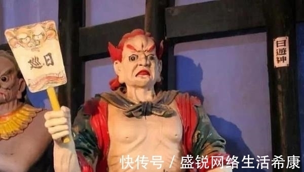 申公豹#封神中, 有六位三眼怪人, 杨戬落榜, 闻仲第三, 头一位可单挑元始