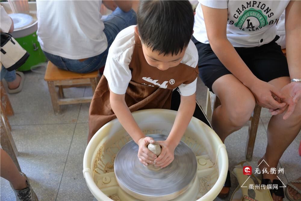 竹编|吹糖人、竹编、莹白瓷制作......这里的“非遗”小课堂开课啦