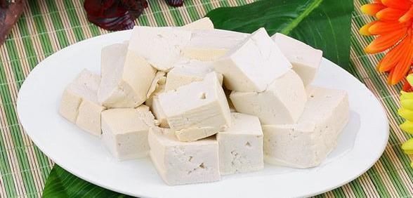 维生素c|高血压的“头号克星”来了，平时常吃一点，血压蹭蹭往下降