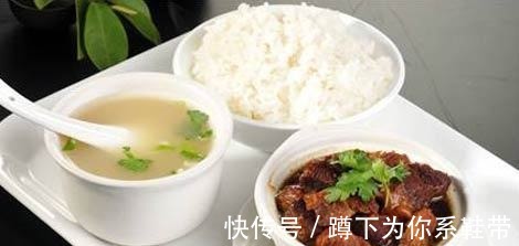 不吃米饭后,为什么体重掉的特别快!