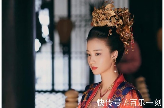 刘月娥@宰相之女对联招亲,下联无人能对,一乞丐说出下联后才女高兴下嫁!