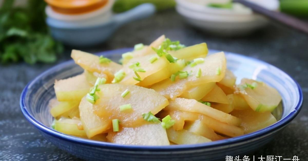 炒菜|三伏天养生,建议每天吃点清淡的,教你3种家庭炒菜,平稳度夏天