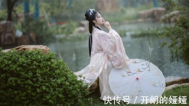 农家$诗·十首丨清风款款门前过,明月娟娟水底藏