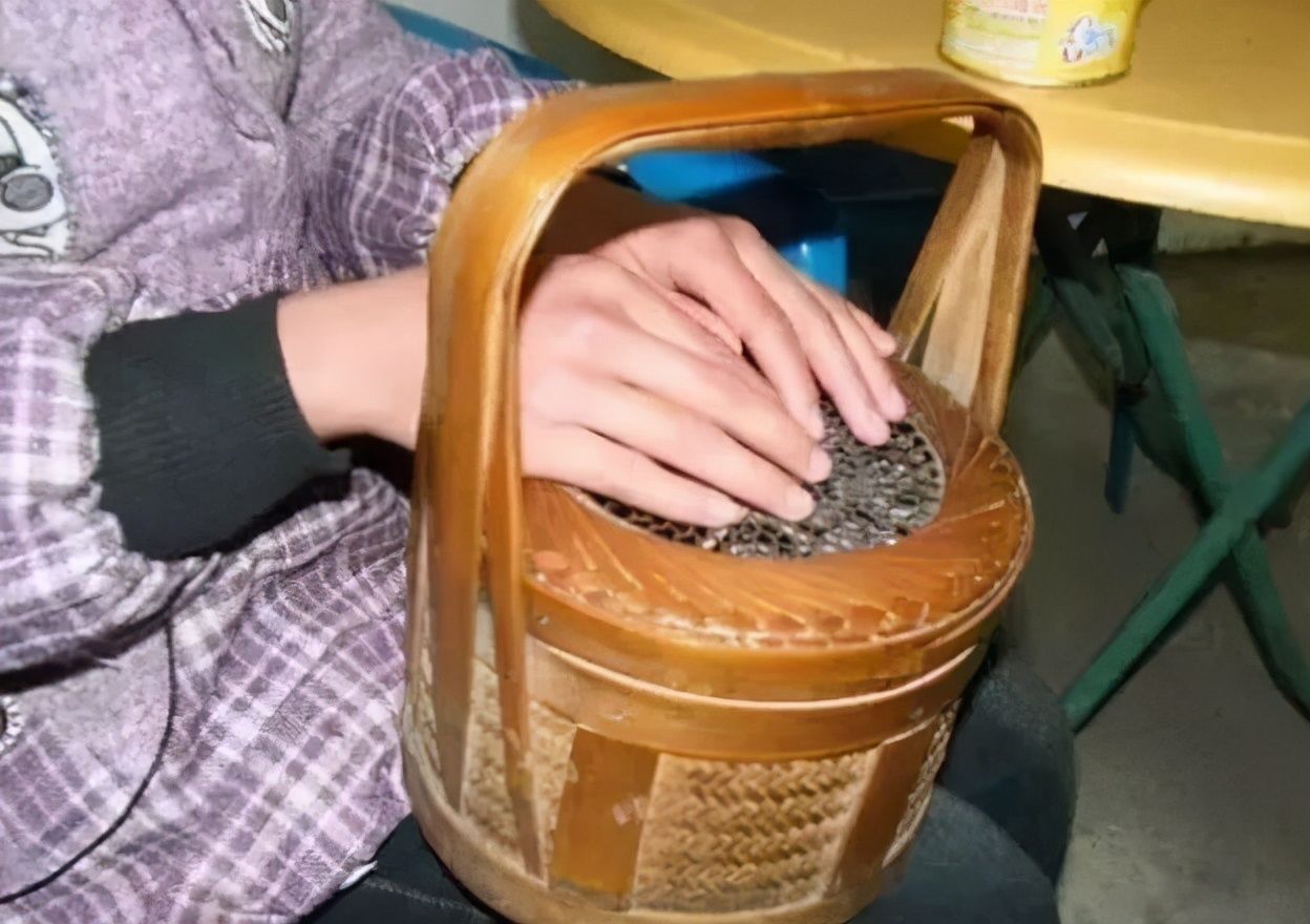 提着火笼|30年前没有空调，我们是这样过冬天的