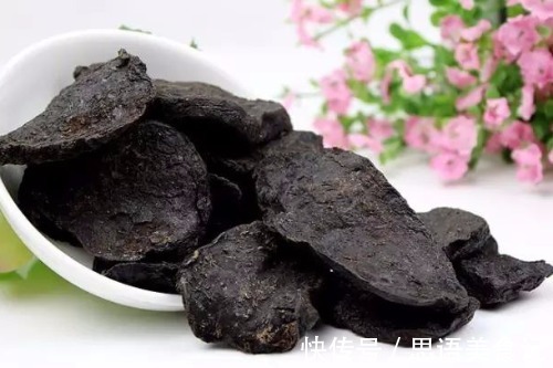 首乌|一寸白发一寸血！说一个小方子，缓解白发太多，希望你能收到