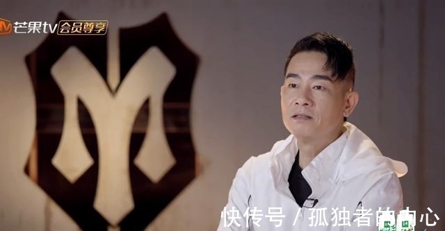 张智霖|陈小春深夜下楼偷酒,欧阳靖谢天华帮忙掩护,被节目组抓个正着