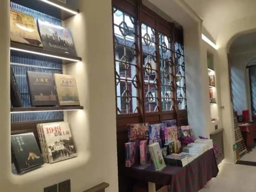 实探！从大隐书局的窗口能够欣赏到豫园的美景