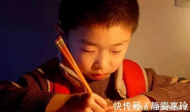 作业|孩子被罚抄“22页”,熬夜到凌晨,第2天父亲做了一个大胆决定!