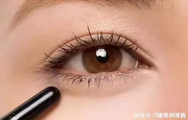 最近大火的心机的无眼影妆容,太适合睫毛又长又美的你了!