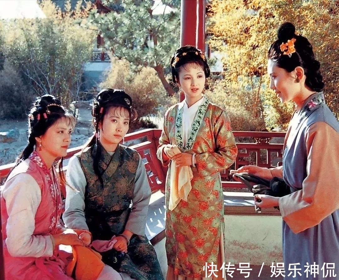 鴛鴦&自古嫦娥愛少年,丫鬟鴛鴦愛的那個少年是誰?賈母心知肚明