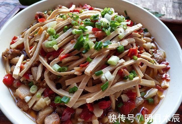 一日三餐|秋冬进补，少吃鸡鸭牛羊多吃它，入口鲜香又好做，我家经常吃