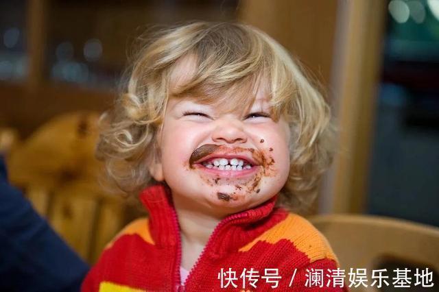 小动作|孩子这6个小动作,竟是高智商的表现!你家孩子有吗?