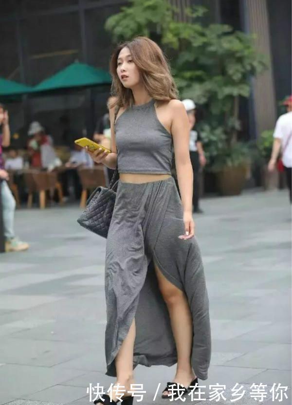 今夏流行穿“围裙”你没有看错,时髦又个性,女孩们争着穿