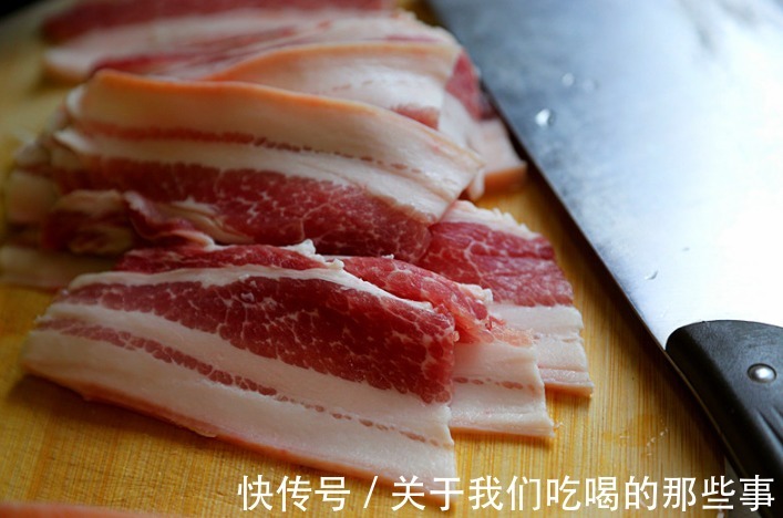 做粉蒸肉,不能裹米粉直接蒸,学会2个技巧,软烂鲜香,入味不腻