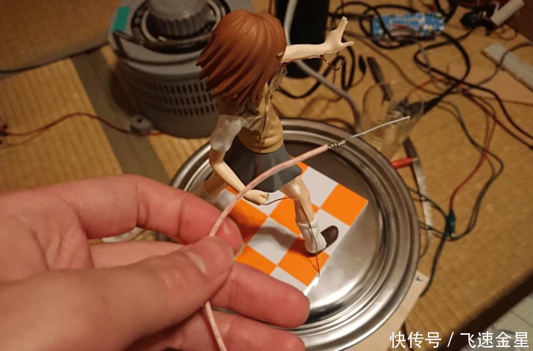 炮姐|别以为炮姐放电只能在动漫中看到,这位阿宅用手办还原出来了