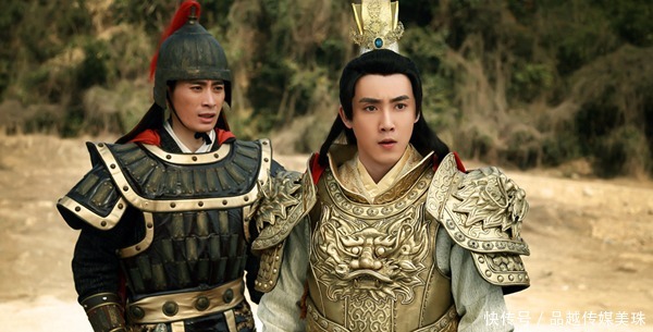 不知|朱棣篡权,逼宫时却被一小官拦住,不知说了什么,小官成四朝宰相