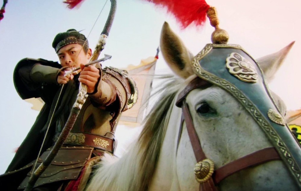  史进|《水浒传》中两大箭神：一位一箭开启梁山，一位一箭秒杀“史进”