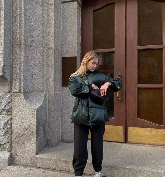 简单|为什么你的羽绒服穿起来像路人3招教你穿出高级感