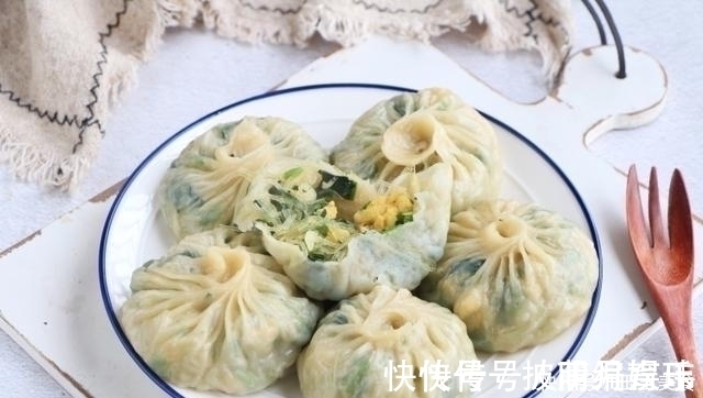 包子别再发面了,教你新吃法,皮薄馅儿大,比发面的好吃10倍!