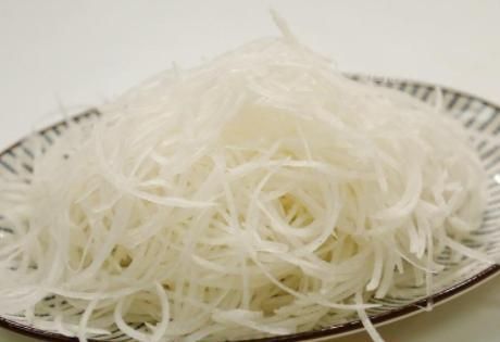 炸萝卜丸子的传统做法,不加盐杀水不放面粉,丸子金黄酥脆不发硬