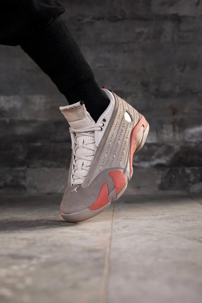 永远滴神！兵马俑 AJ 套装上脚太帅了！冠希刚晒出隐藏玩法！