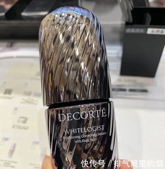 护肤界 护肤界出现新秀，力压“扛把子”SK—II，一举成为最受欢迎的护肤！