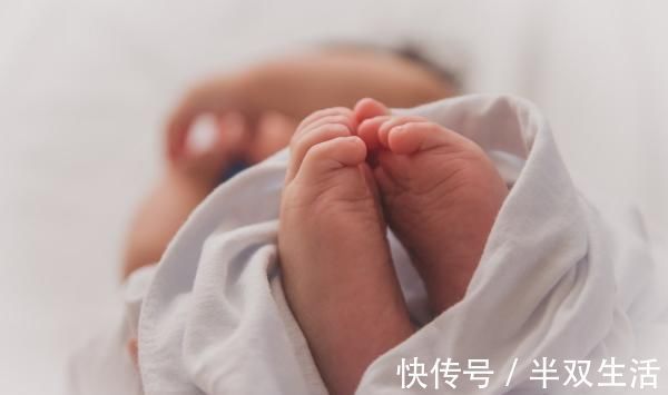 发育|宝宝出生后，这10次体检定要按时去，错过影响大！