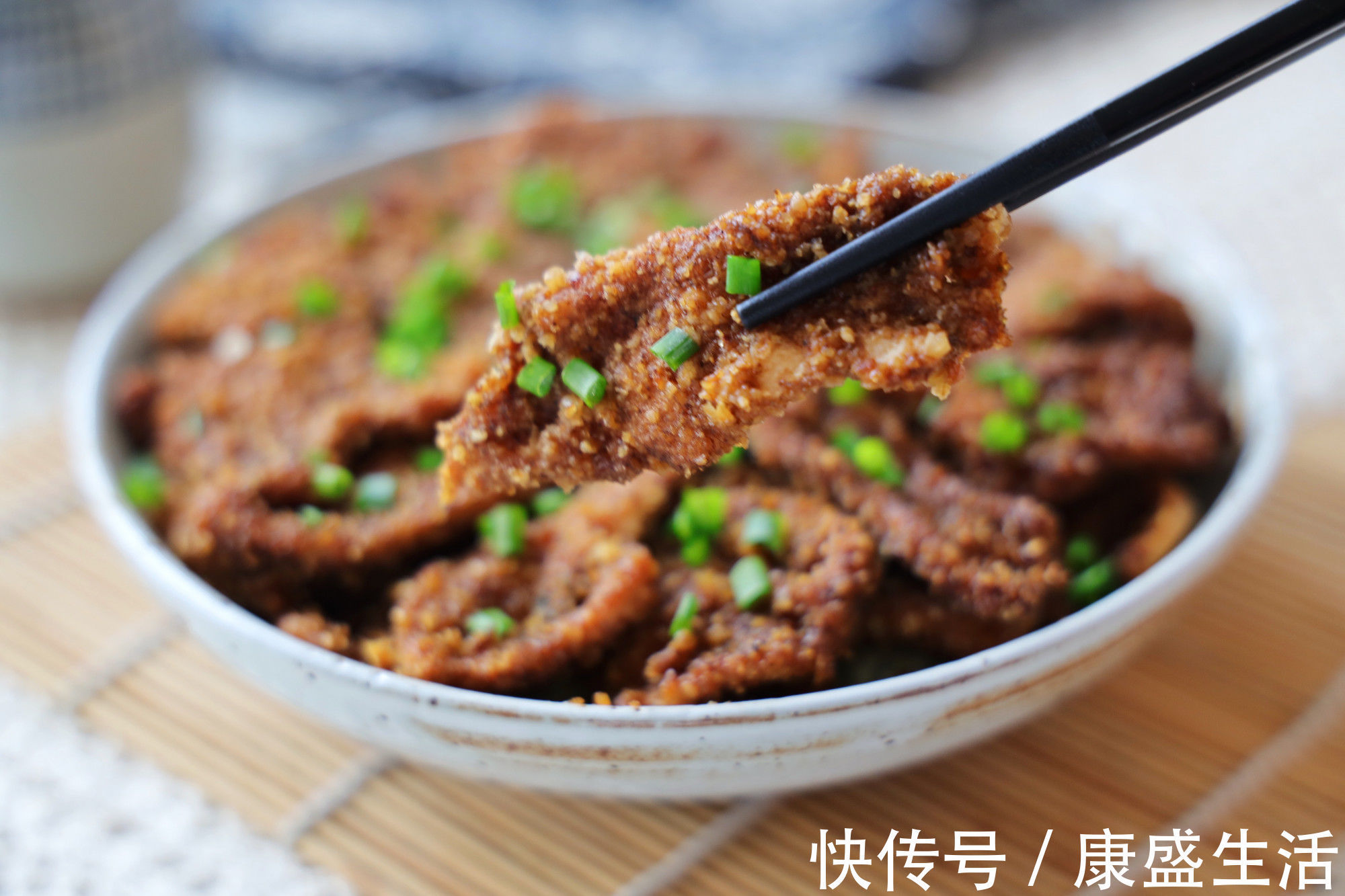 蛋清|鸡胸肉还可以这样吃，不用一滴油，上锅蒸一蒸健康美味两不误