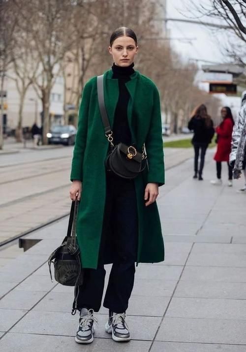 大衣的配色很重要！实用色彩搭配干货，穿出满满高级感