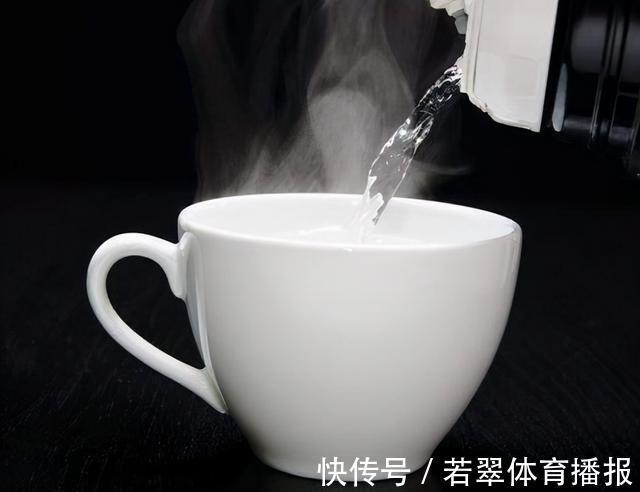 患上甲状腺结节|甲状腺结节不能喝小米粥？想要甲功好，忌“2绿”，做“2事”