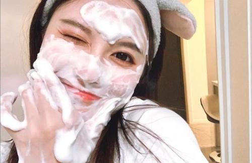 黑头粉刺|除了化妆,让女生悄悄变美的6个好习惯,长期坚持,颜值得到提升