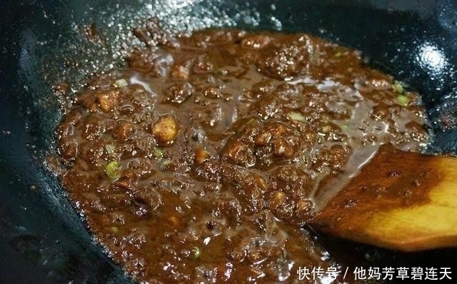 炸酱面好不好吃关键是酱,教你这样做,吃过一次就忘不了那味道!