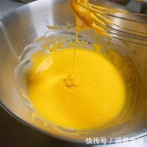 蛋糕|电饭锅版早餐蛋糕做法，做法简单，美味营养，吃不够，动手试试吧