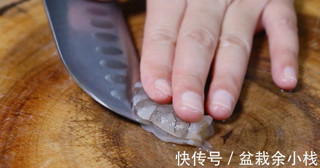 宝妈|比牛奶还补钙,比薯条还好吃,出锅就光盘,专治光吃不长个的宝宝