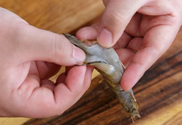 值得|冬天,遇到别错过吃的菜,贵也值得,孩子多吃对眼睛好,要常吃