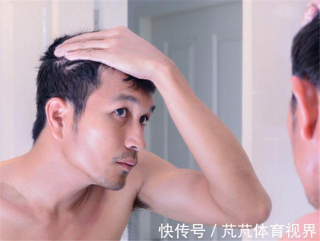 丑态|男性出现几个“丑态”，说明开始衰老了，你若不占，恭喜还年轻