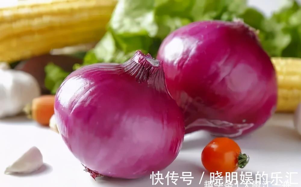 鸡蛋饼|洋葱又出新吃法啦，好看好吃又解馋，炎热的夏季吃正合适