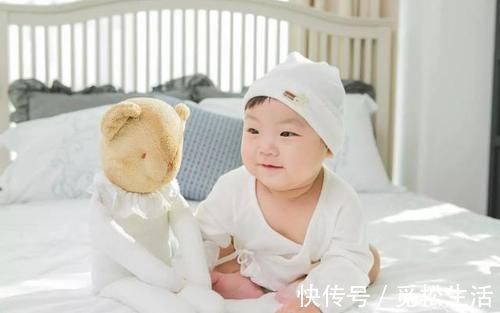 思维能力|宝宝“讨人嫌”的2个动作,家长先别生气,这是大脑在发育的表现