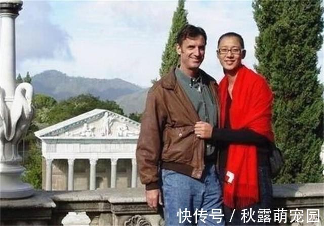李月|李月明:中国女排第一美女,身高1.88米,二婚嫁给美国丈夫