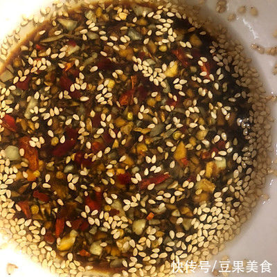 #东古家味美食#宽面届的扛把子 油泼面