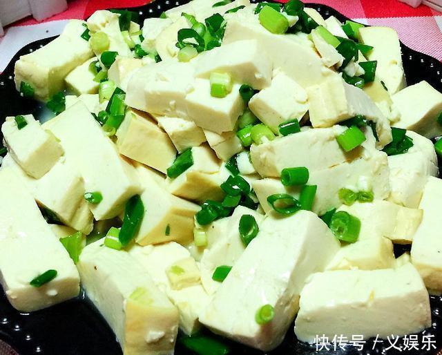 少吃肉鱼多吃这个菜,营养全面含钙高,简单拌一拌开胃还解腻