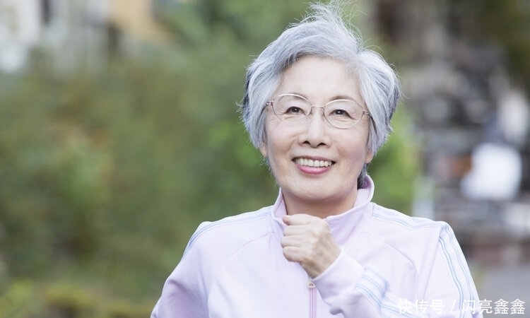 你不是在養(yǎng)生,而是在養(yǎng)病!很多老人被3個(gè)養(yǎng)生謠言害得不輕