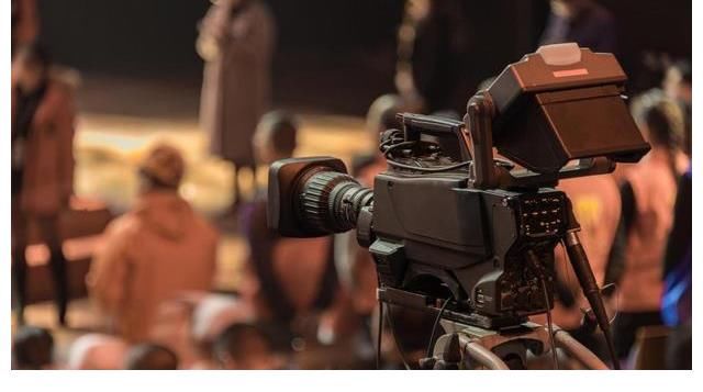 扫娱风暴⑤丨从少人问津到月入百单！业内人士揭秘“艺人风险调查”变香饽饽背后