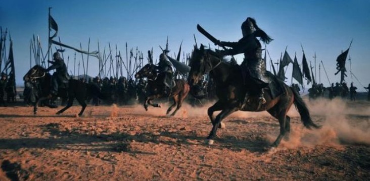 待见|马超在蜀汉为何不受待见得罪了两个人，犯了三大错，自此被冷落